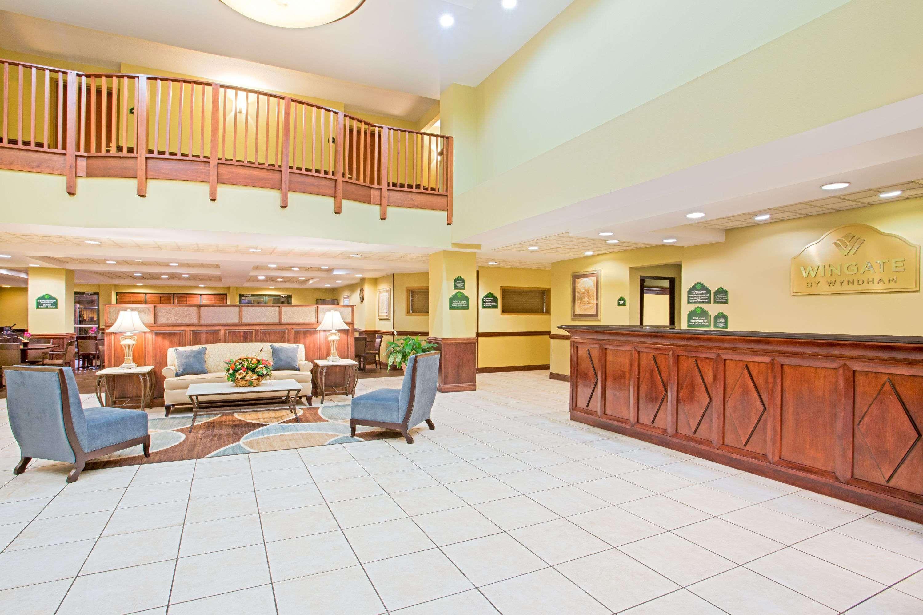 Holiday Inn Express & Suites - Mobile - I-65 By Ihg Экстерьер фото