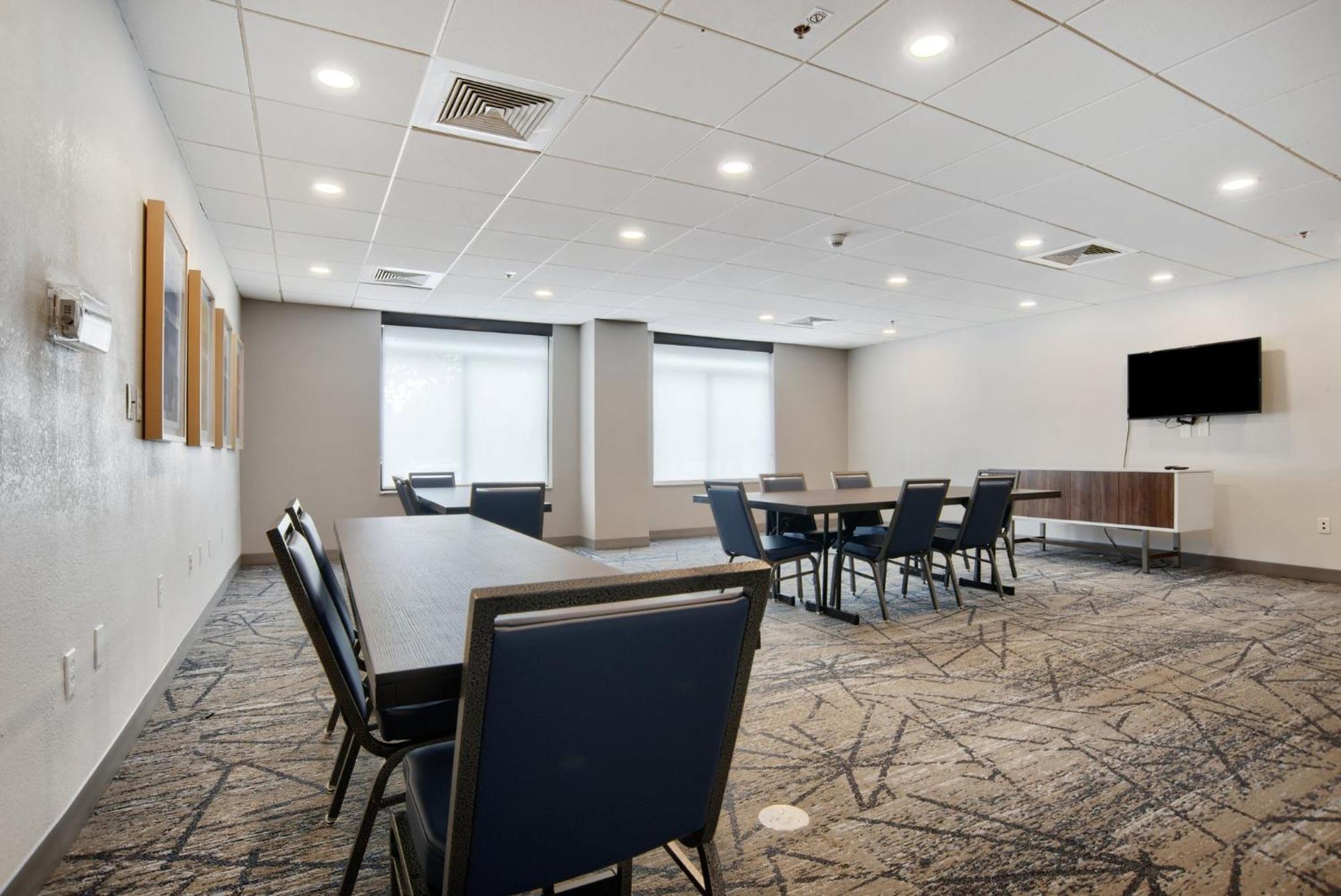 Holiday Inn Express & Suites - Mobile - I-65 By Ihg Экстерьер фото